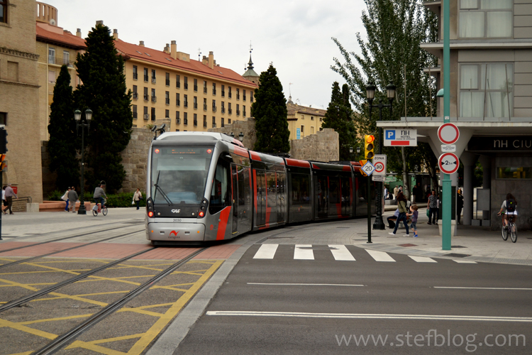 Mijloc de transport în comun - tramvai din Zaragoza